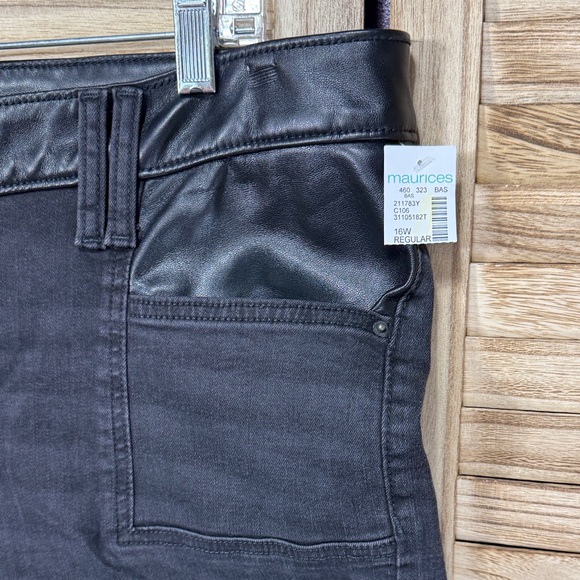 M J Maurices Jeans Black Faux Leather Accent Slim Straight Ankle Hi-Rise Nwt 16w - Picture 4 of 13
